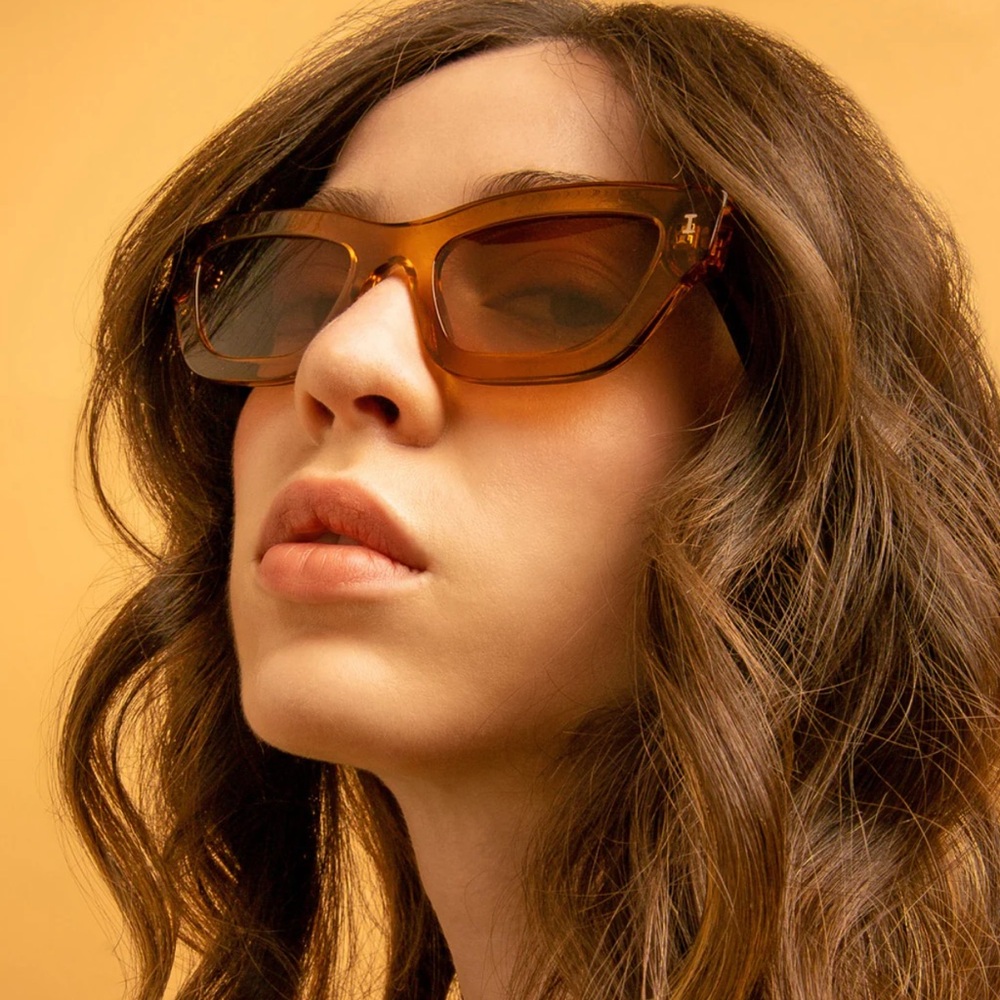 Illesteva Orange Sunglasses - Picture 2 of 7